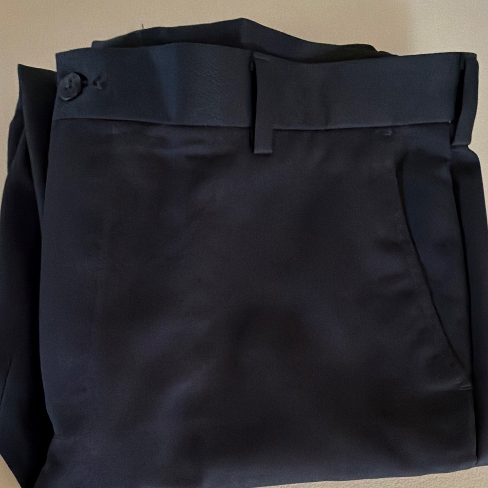 Van Heusen Traveler Dress Pants Mens 36x32 Black Slim Fit Microfiber